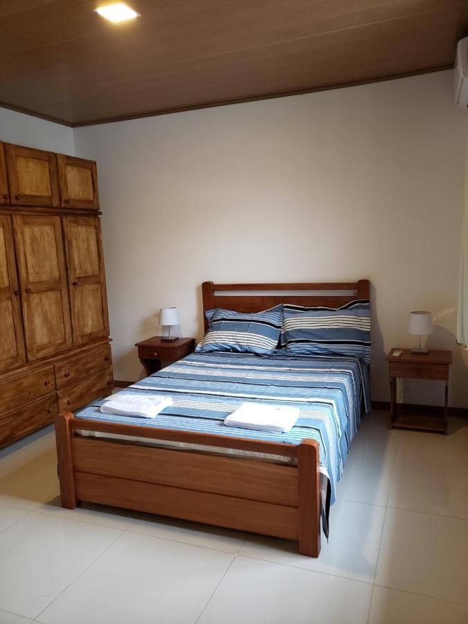 Casa Com 3 Quartos No Vivendas De Ленсойс Екстериор снимка